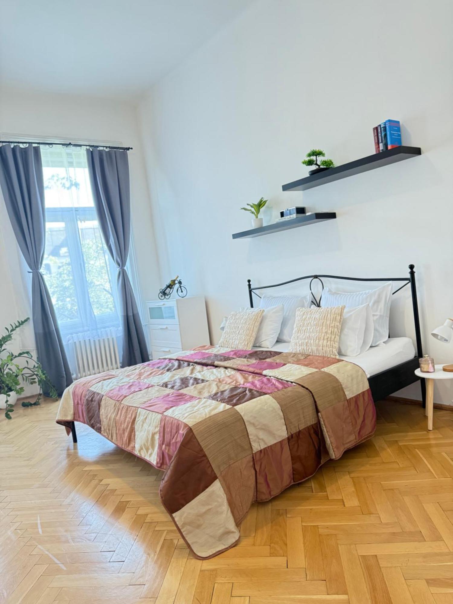 Apartman Apartment Hviezdoslav Square, The Historic Heart Of Bratislava *
