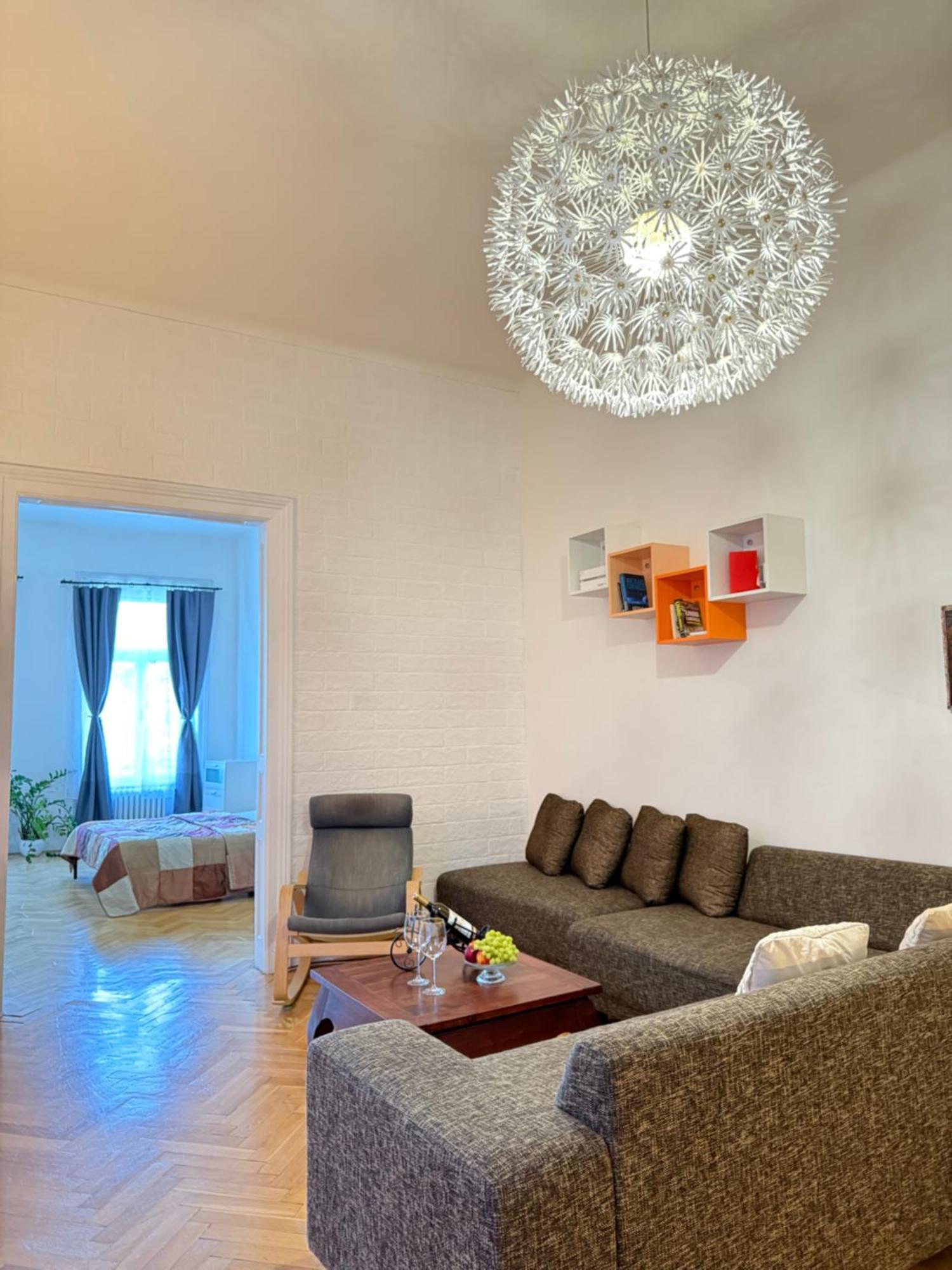 Apartment Hviezdoslav Square, The Historic Heart Of Bratislava