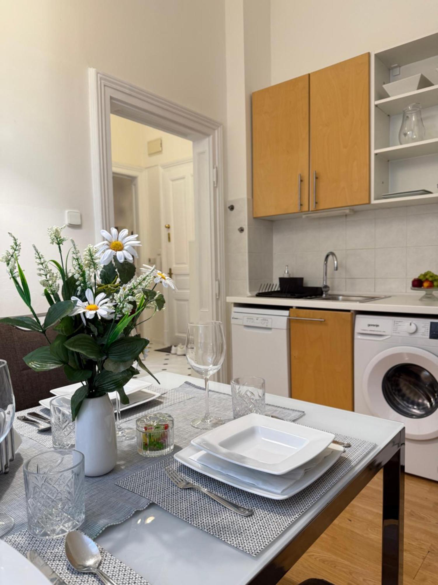 Apartment Hviezdoslav Square, The Historic Heart Of Bratislava *