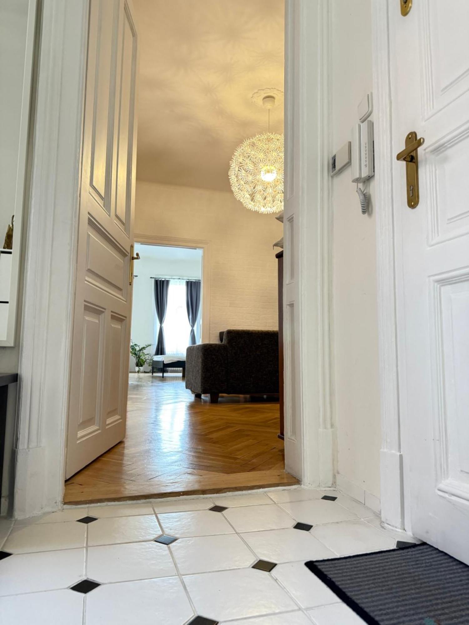 Apartman Apartment Hviezdoslav Square, The Historic Heart Of Bratislava *
